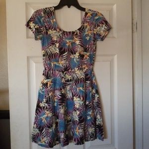 Forever 21 tropical short dress size S